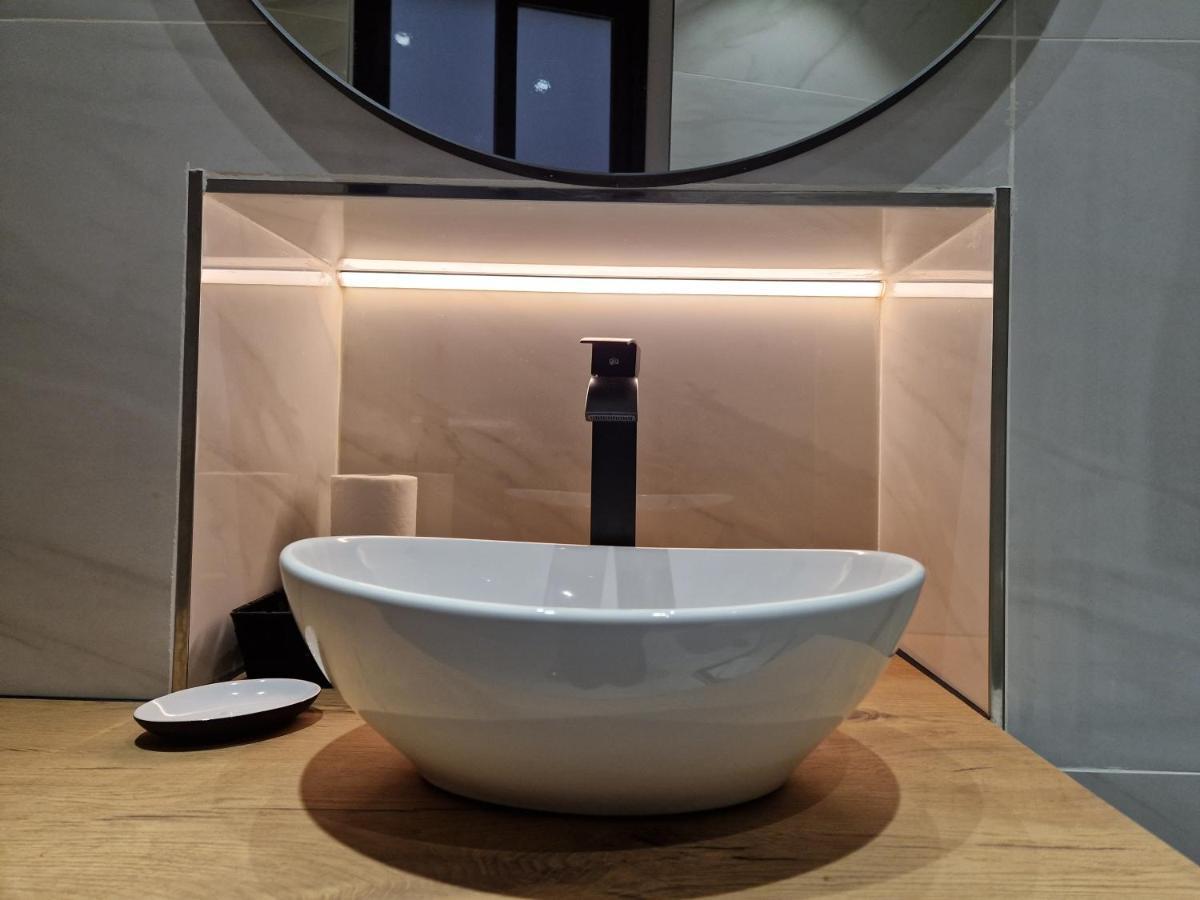 Apartamentos Wur マドリード エクステリア 写真