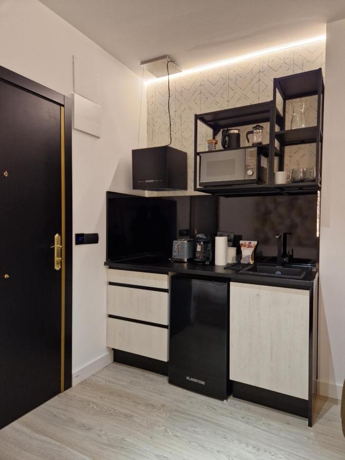 Apartamentos Wur マドリード エクステリア 写真