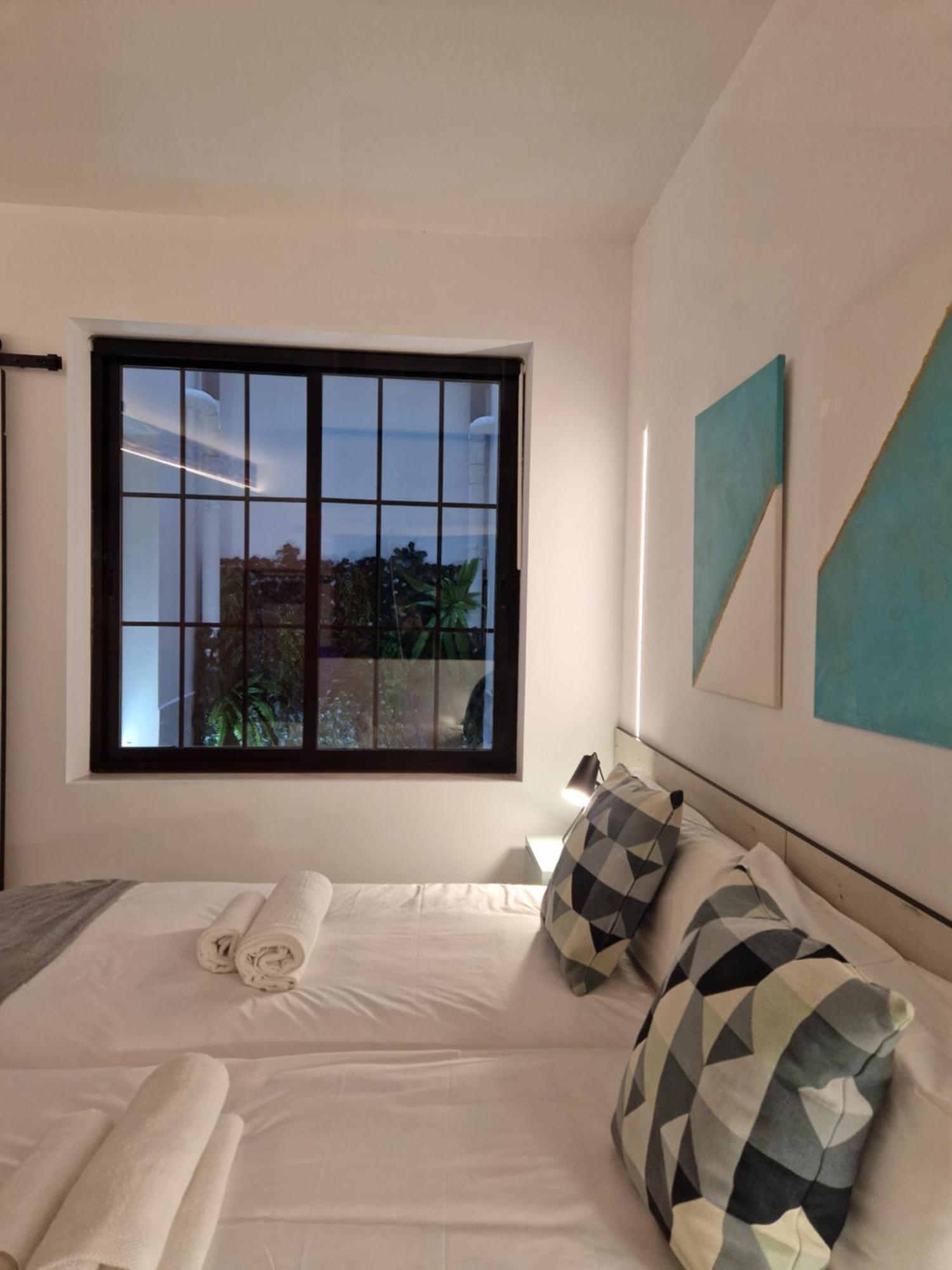 Apartamentos Wur マドリード エクステリア 写真
